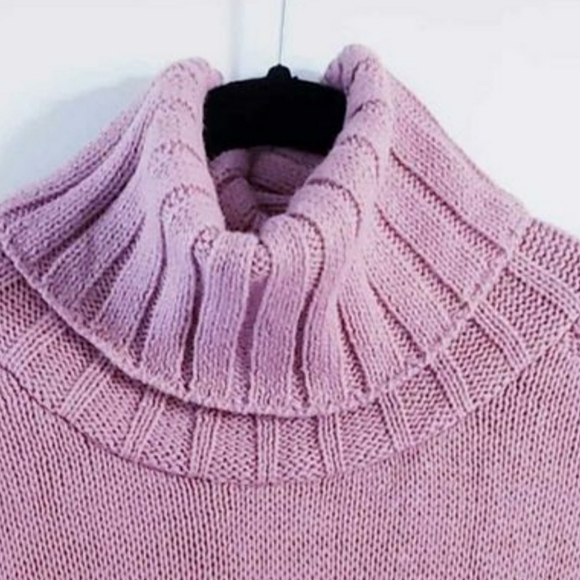 Topshop Turtleneck - Picture 3 of 6